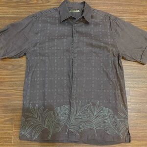 Cubavera Men's Gray Short Sleeve Shirt with Leaf Design